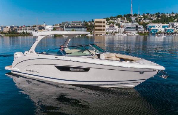 2019 Regal 33 OBX
