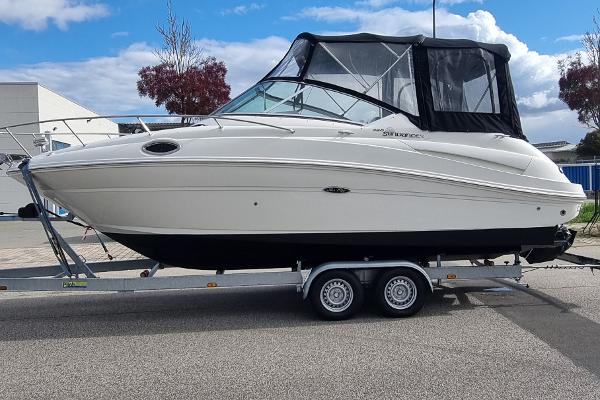 2006 Sea Ray 240/245
