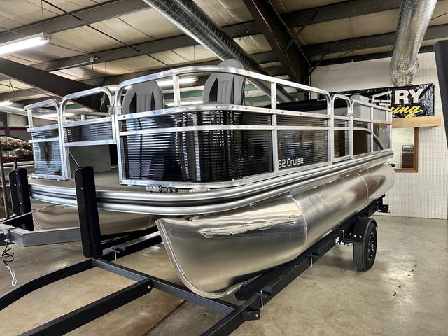 2025 Lowe Ultra Fish And Cruise 162
