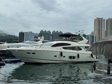 2010 Sunseeker 2010 Sunseeker 80