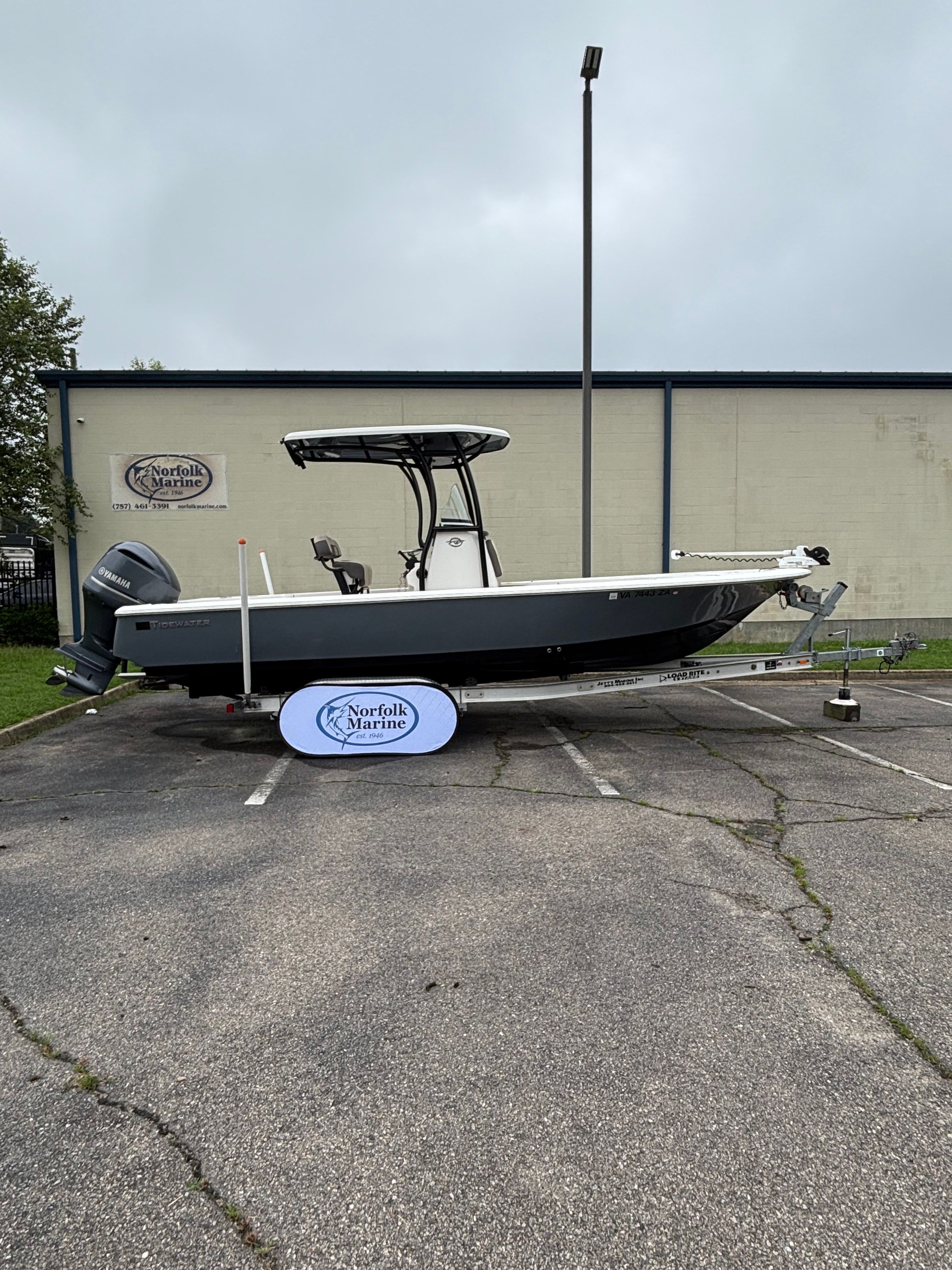 2020 Tidewater 2410 Bay Max