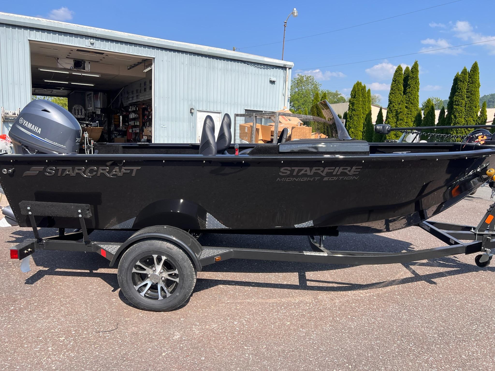2025 Starcraft Starfire166 SC - Midnight Edition