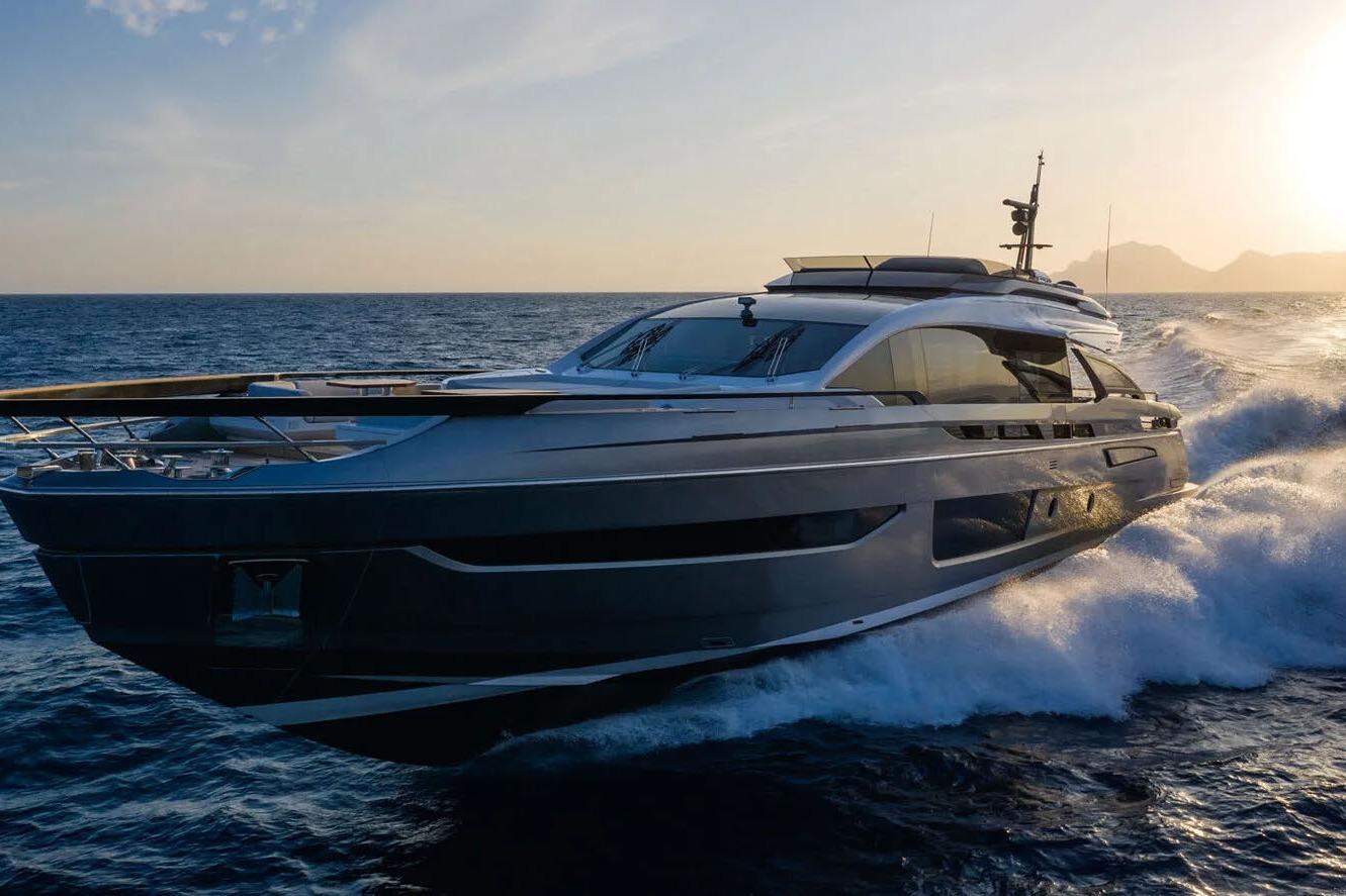 2022 Azimut S10