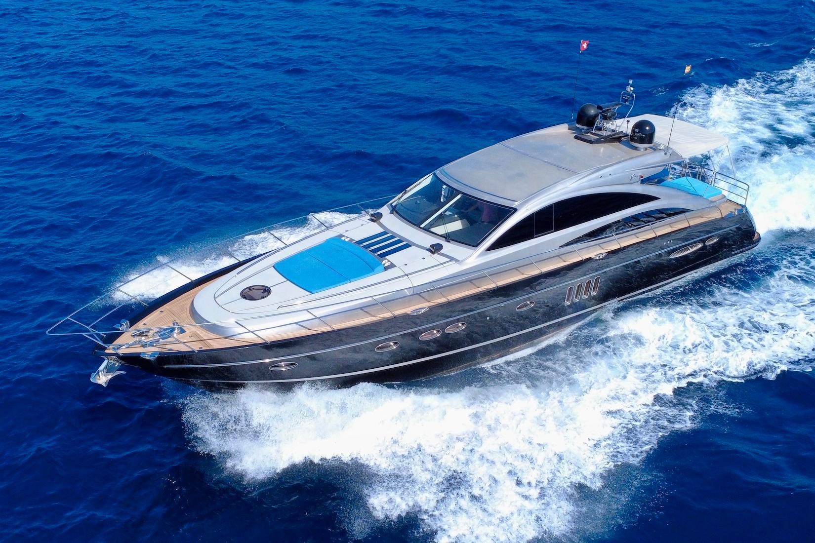 2006 Princess V70