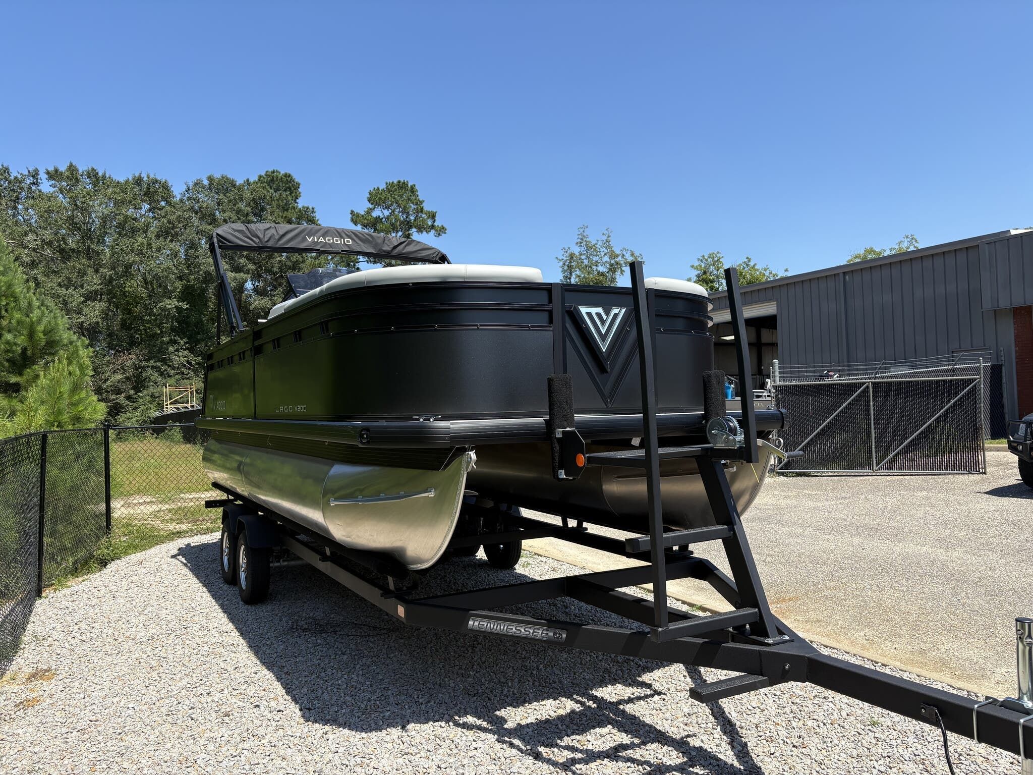 Viaggio Lago V 20 C 2025 Viaggio Lago V 20 C pontoon boat on trailer, parked outdoors.