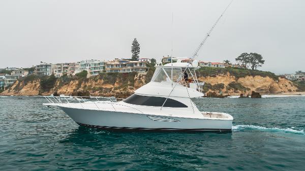 Viking Yachts 42C (2010-)