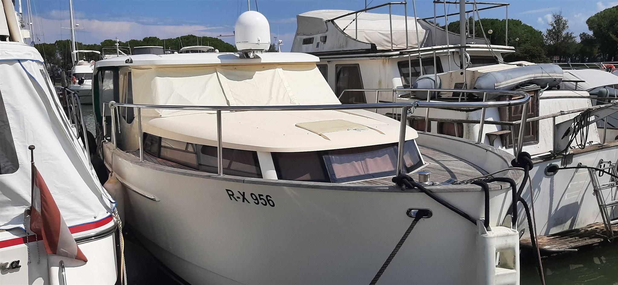 2010 Seaway Greenline 33 Hybrid
