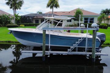 2018 Grady-White Freedom 285