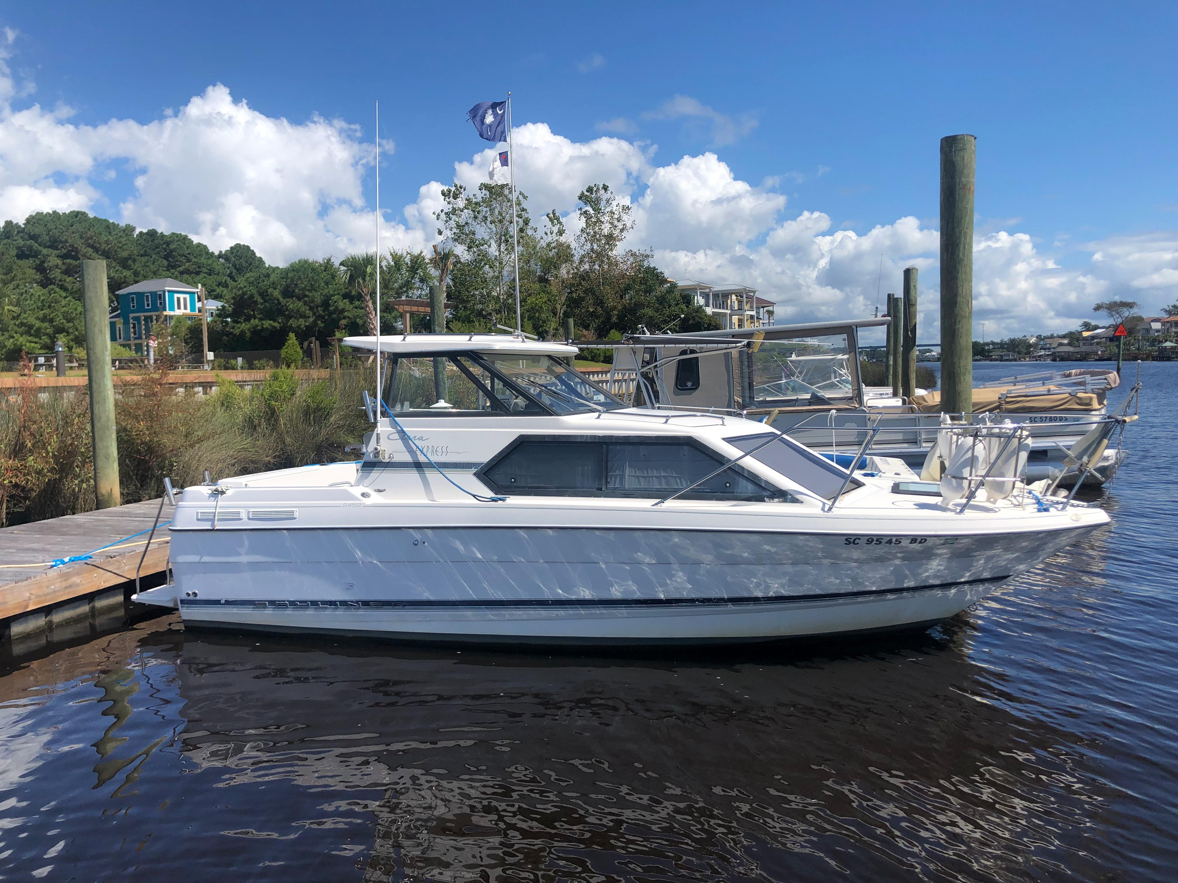 Bayliner 2452 discount