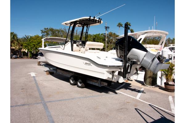 boston whaler 250 dauntless