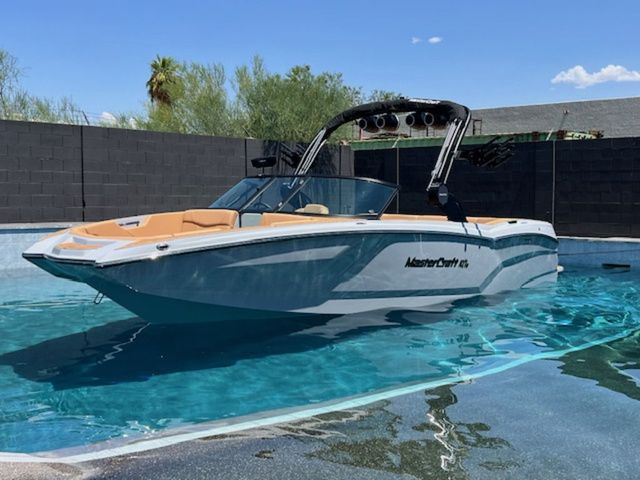 2025 MasterCraft NXT24