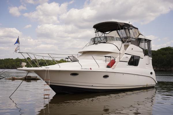 2002 Silverton 352 Motor Yacht
