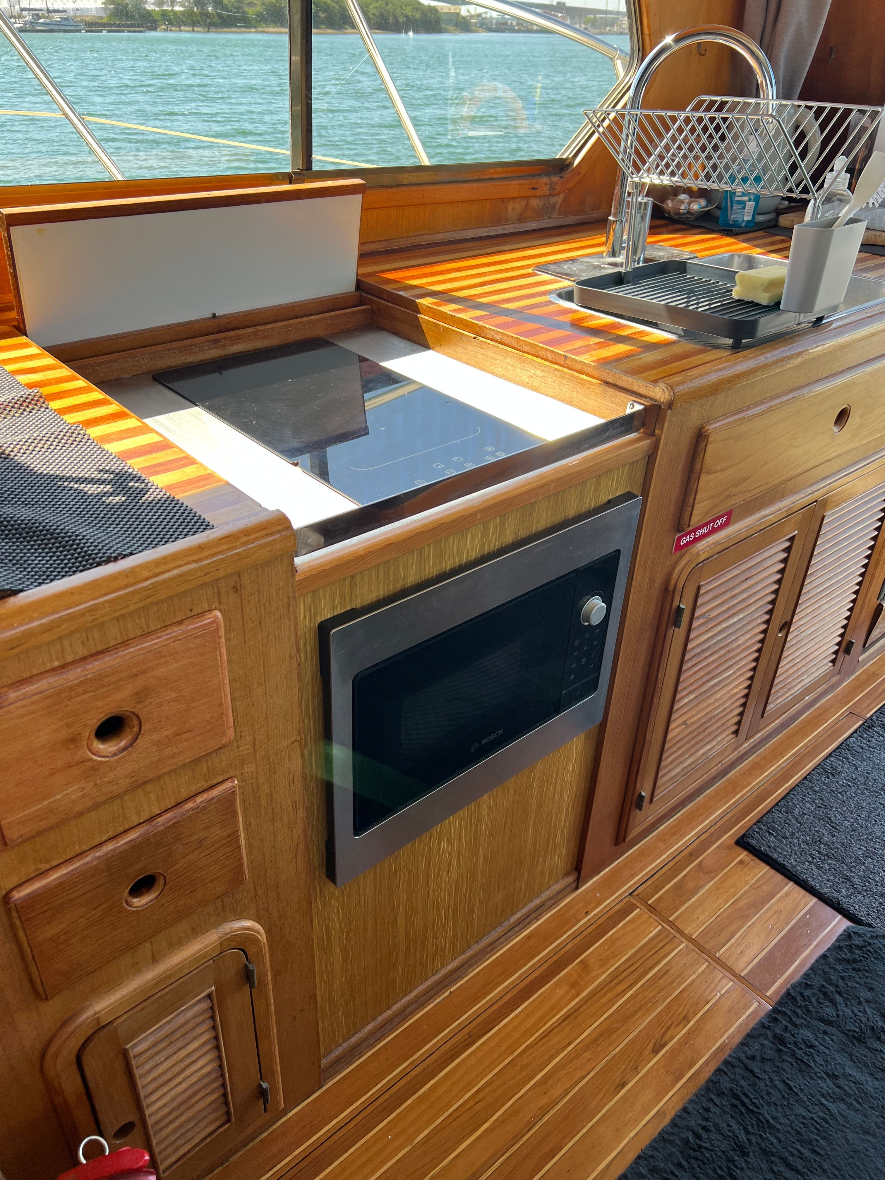 1992 Trader 41 Sport
