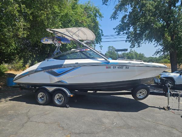 2015 Yamaha Boats 212X