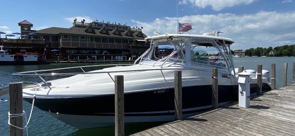 2005 Hydra-Sports Vector 3300 VX