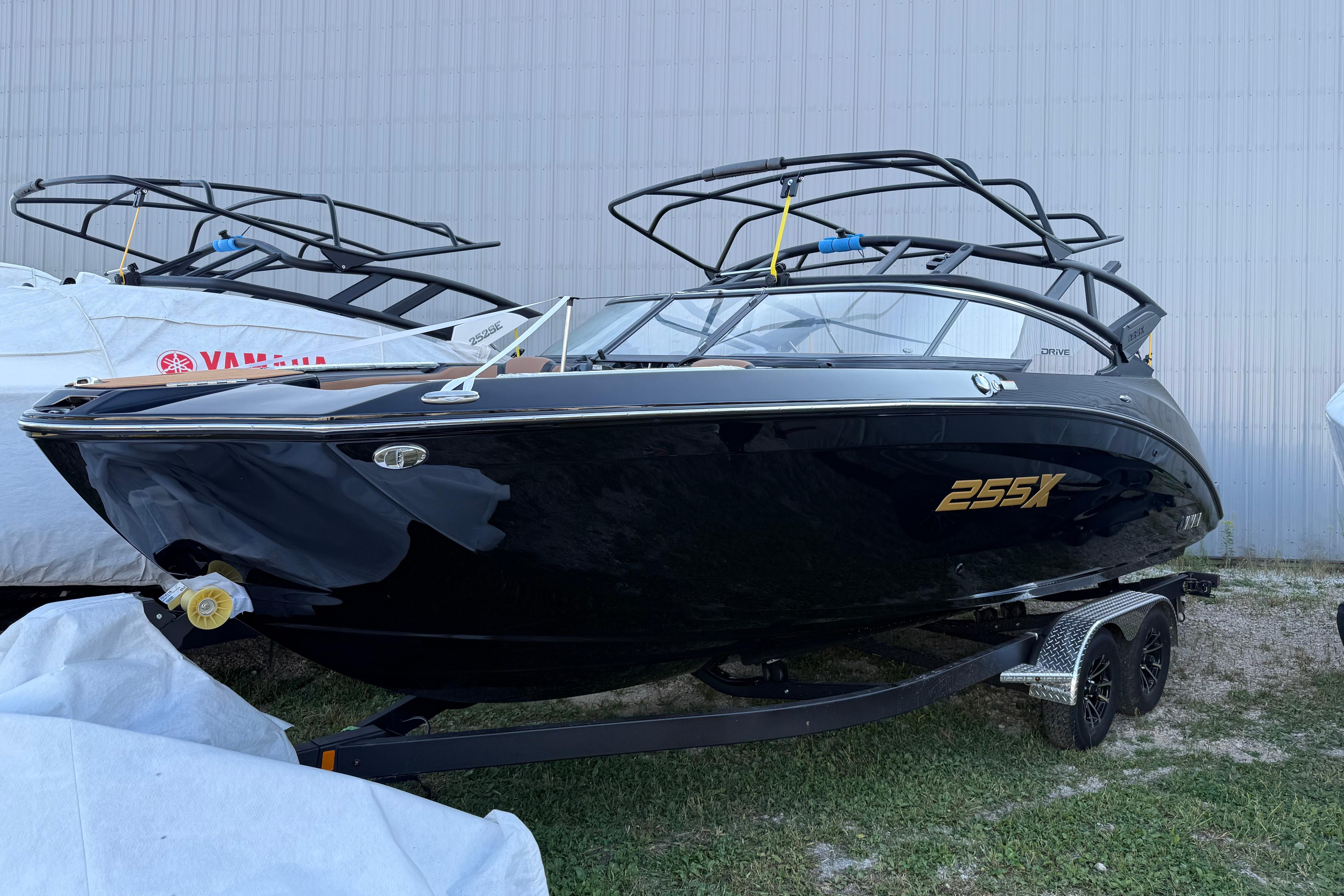 2026 Yamaha Boats 255XD