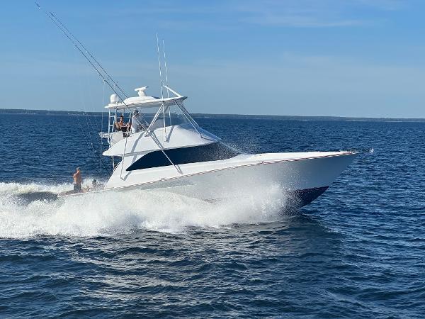 2004 Viking 45 Convertible