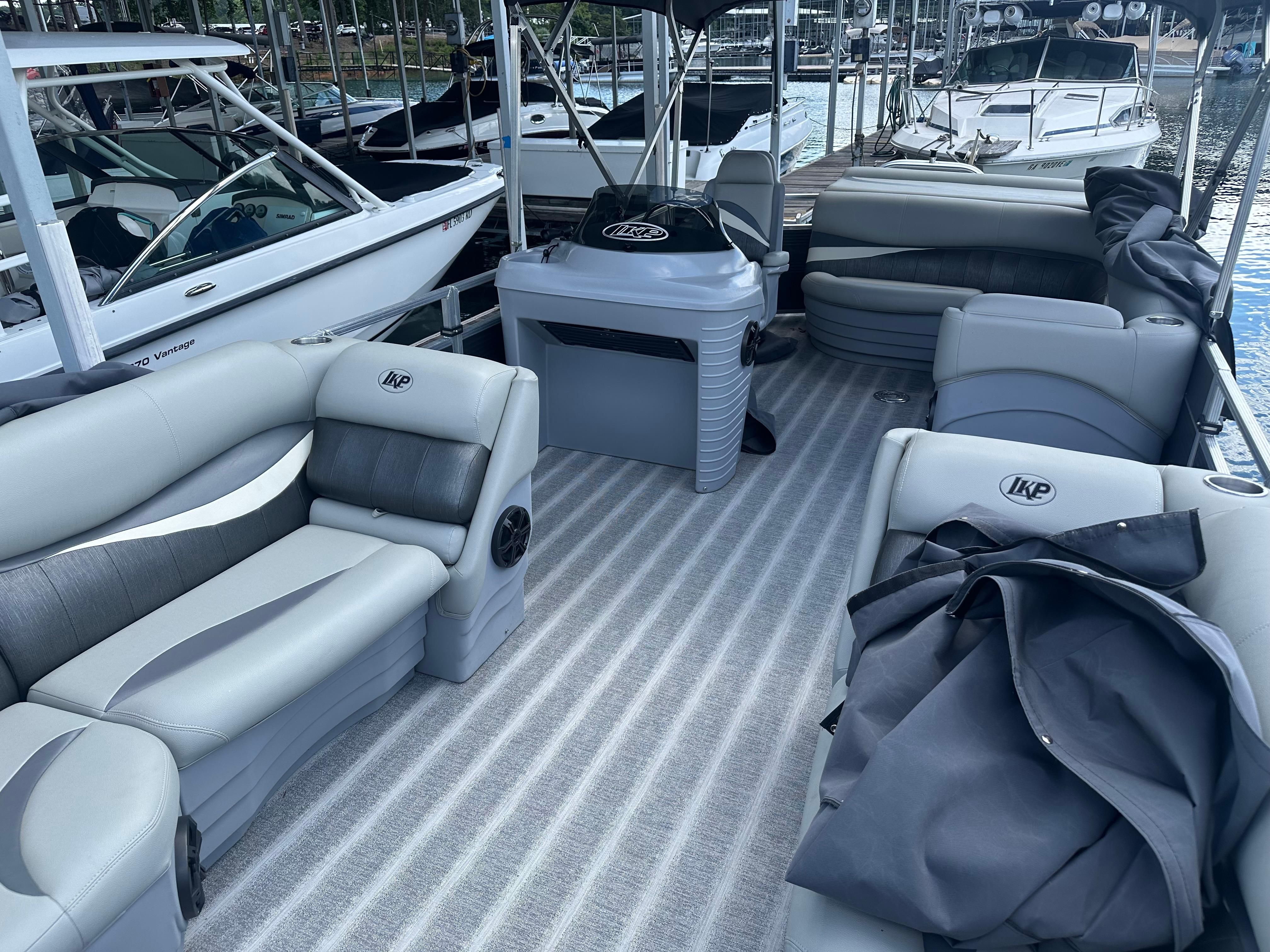 2024 Leisurecraft Prestige LX