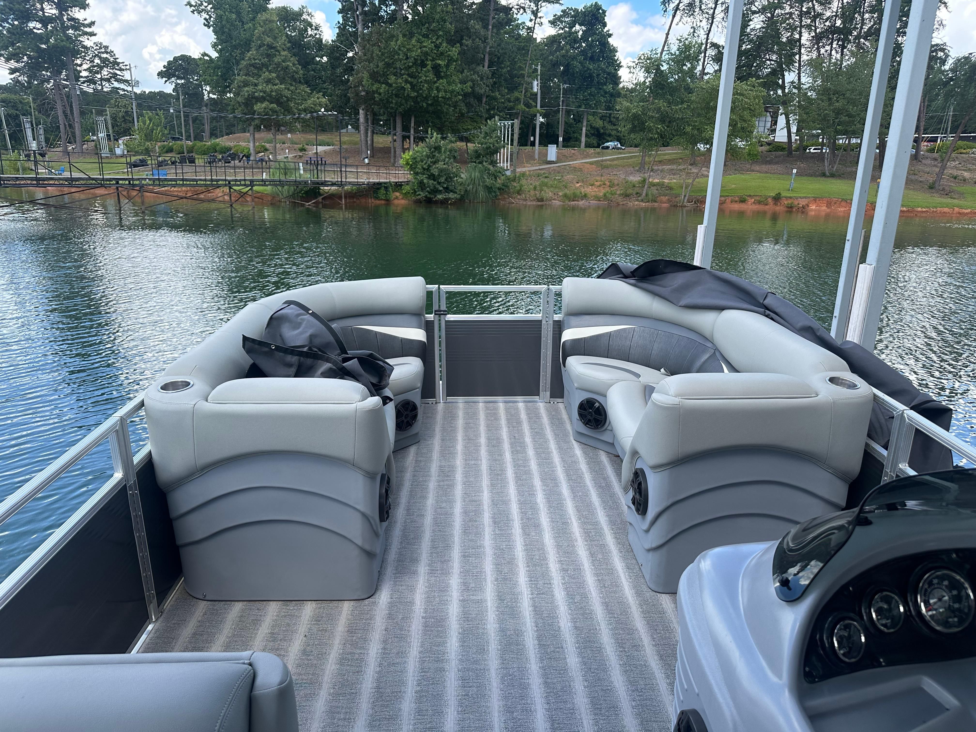 2024 Leisurecraft Prestige LX