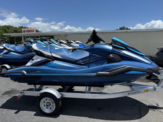 Yamaha WaveRunner FX Cruiser® HO with Audio System
