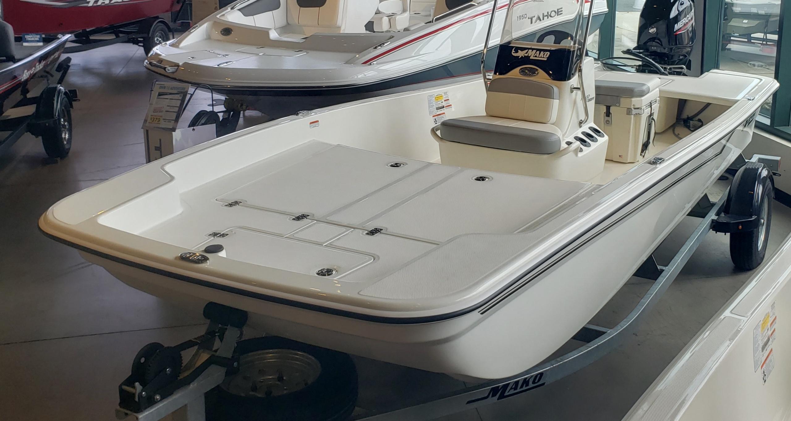 2025 Mako Pro Skiff 17 CC
