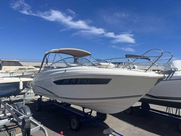 2011 Jeanneau Cap Camarat 7.5 DC