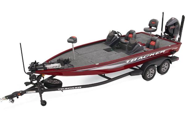 2025 Tracker Savage 215