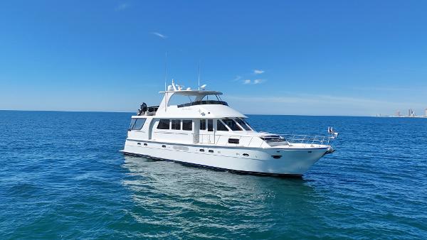 Jefferson Marquessa 2007 Jefferson Marquessa yacht cruising on open blue sea under clear sky.