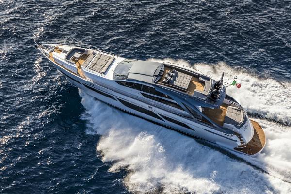 2018 Pershing 9X