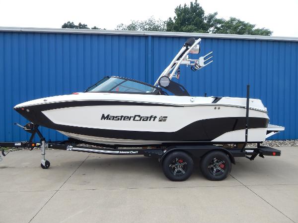 MasterCraft XT20