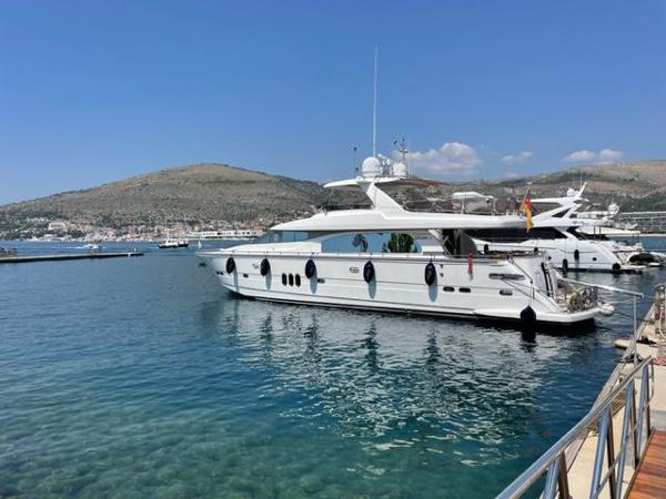 2006 Elegance Yachts 78 New Line