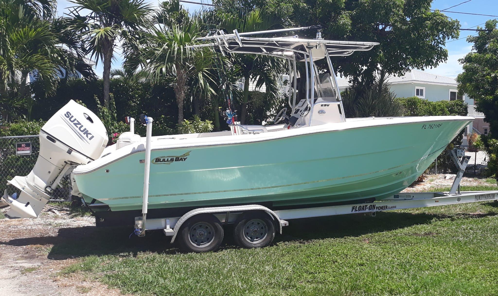 2017 Bulls Bay 230 Center Console