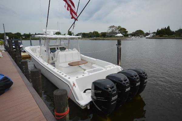2018 Invincible 43 Open Fisherman