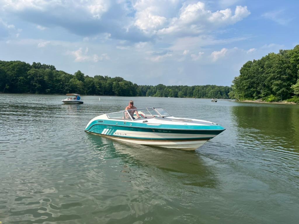 1988 Custom Cruiser Inc 2120 Rogue