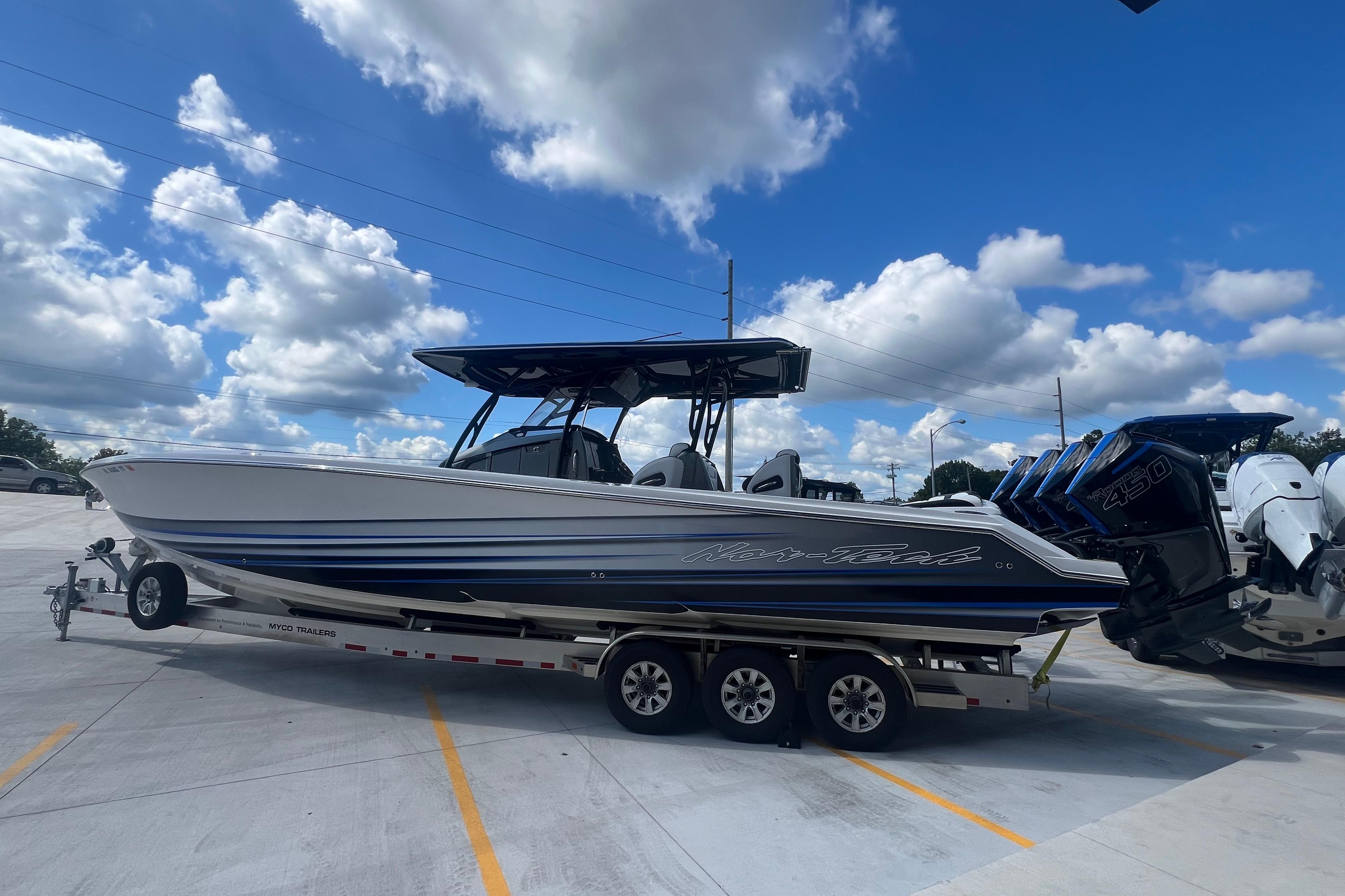 2023 Nor-Tech 390 Sport