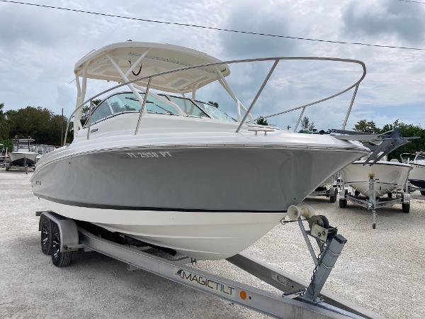 2014 Wellcraft 232 Coastal