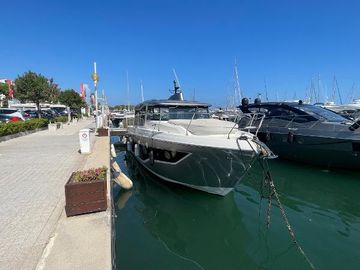 2019 Cranchi T36 Crossover