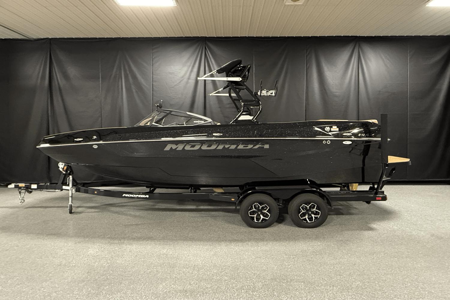 Moomba Max