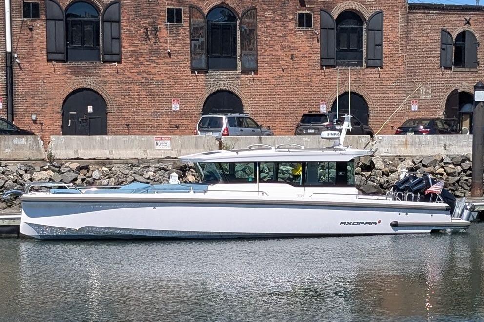 2024 Axopar 37 Cross Cabin with Bench Seat, V10s