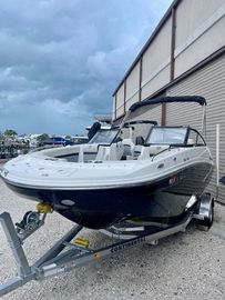 2023 Hurricane SunDeck 191 OB