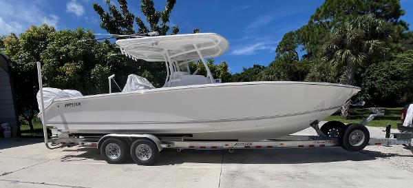 Jupiter 30 HFS Jupiter 30 PRIORITIES - Starboard Profile On Trailer