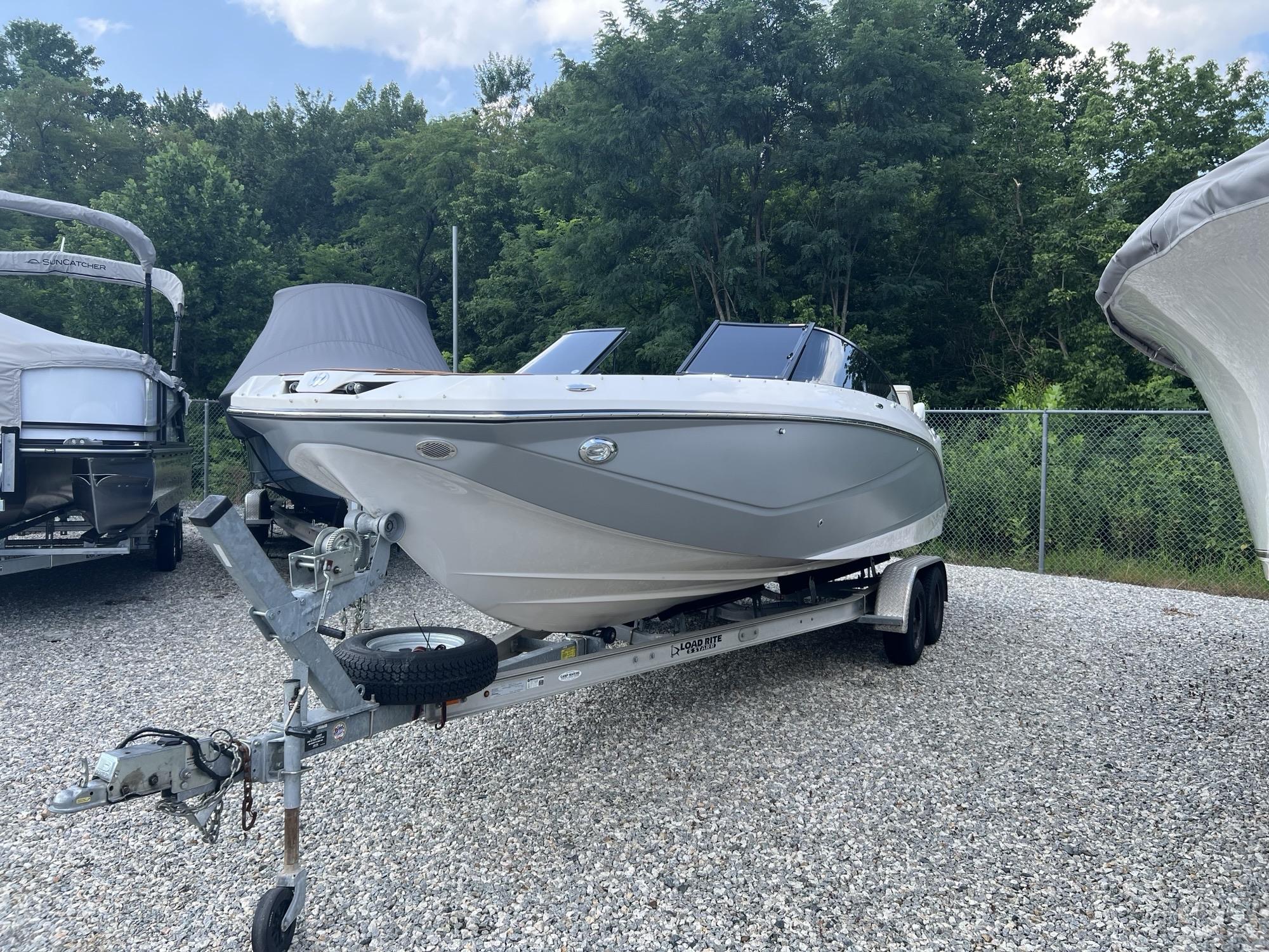 2015 Scarab 255 HO Impulse