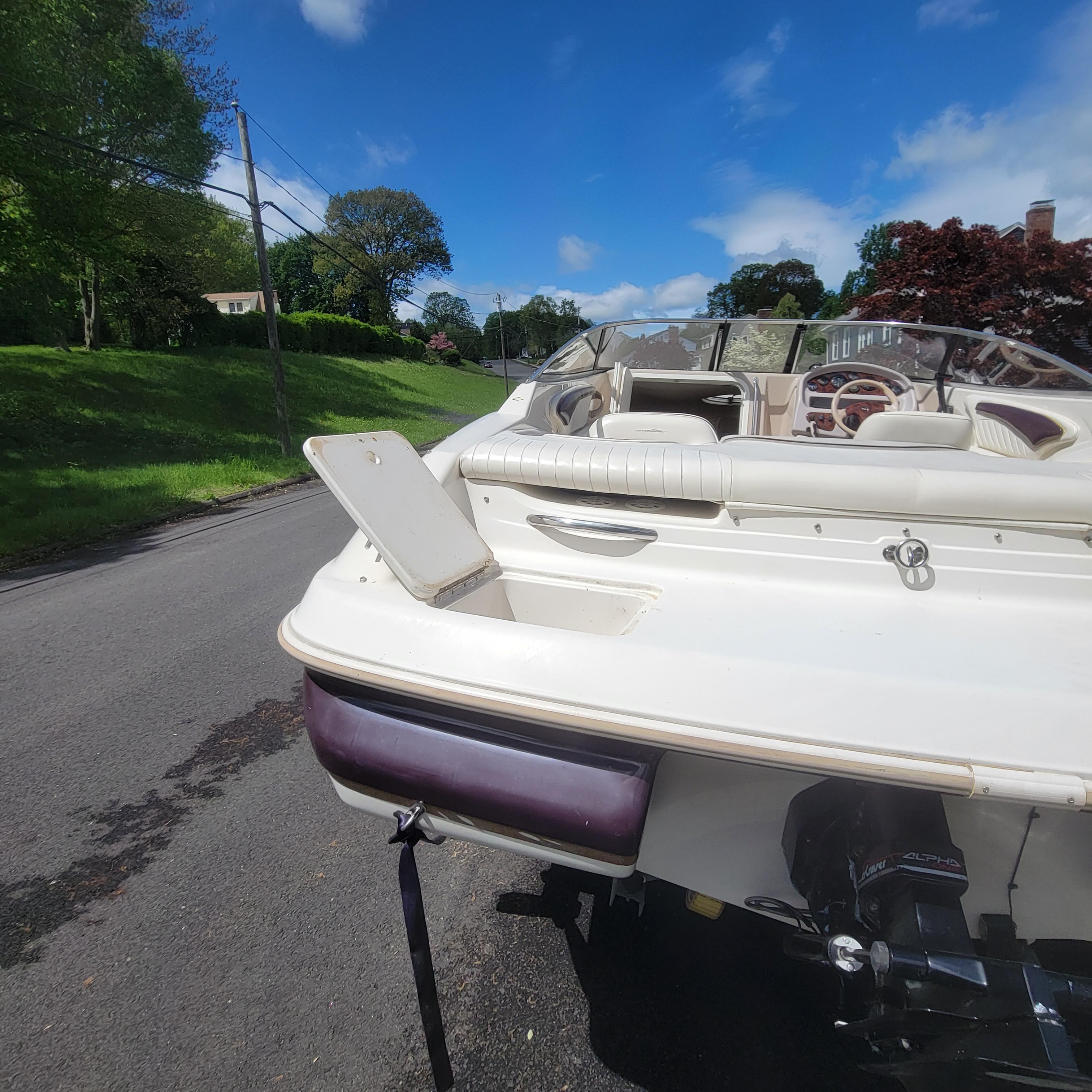 1998 Monterey 210cud