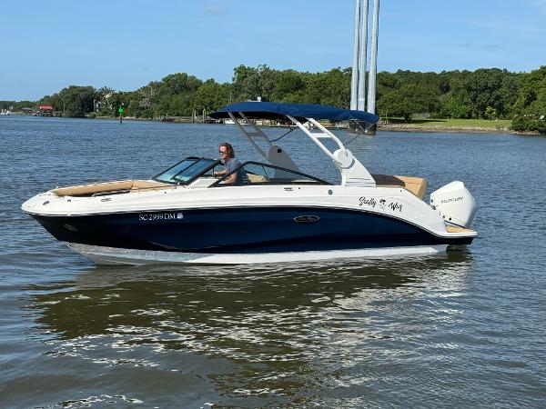 2020 Sea Ray SDX 250 OB