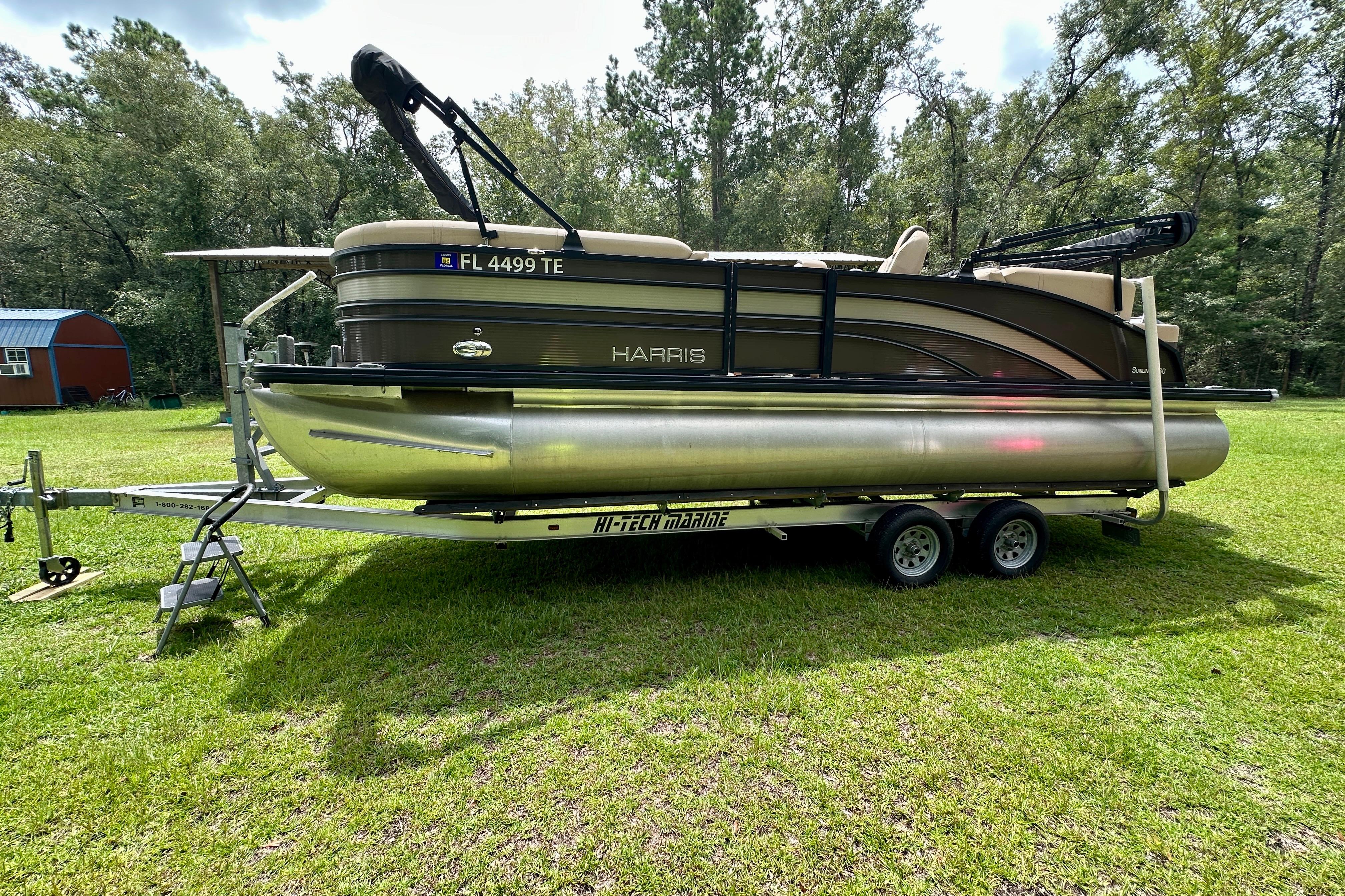 2022 Harris FloteBote 230 Super Sunliner LX