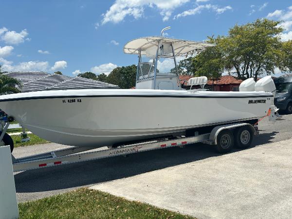 1997 Bluewater 2550 CC