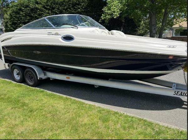 Sea Ray 270 Sundeck