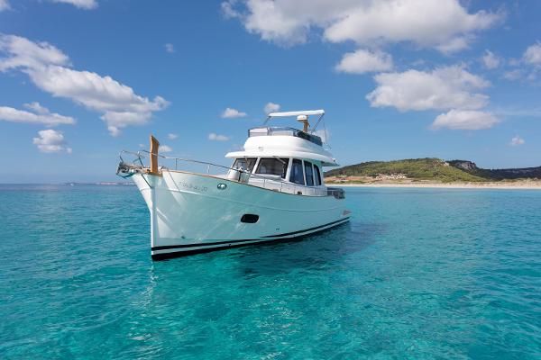 2025 Sasga Yachts Menorquin 42