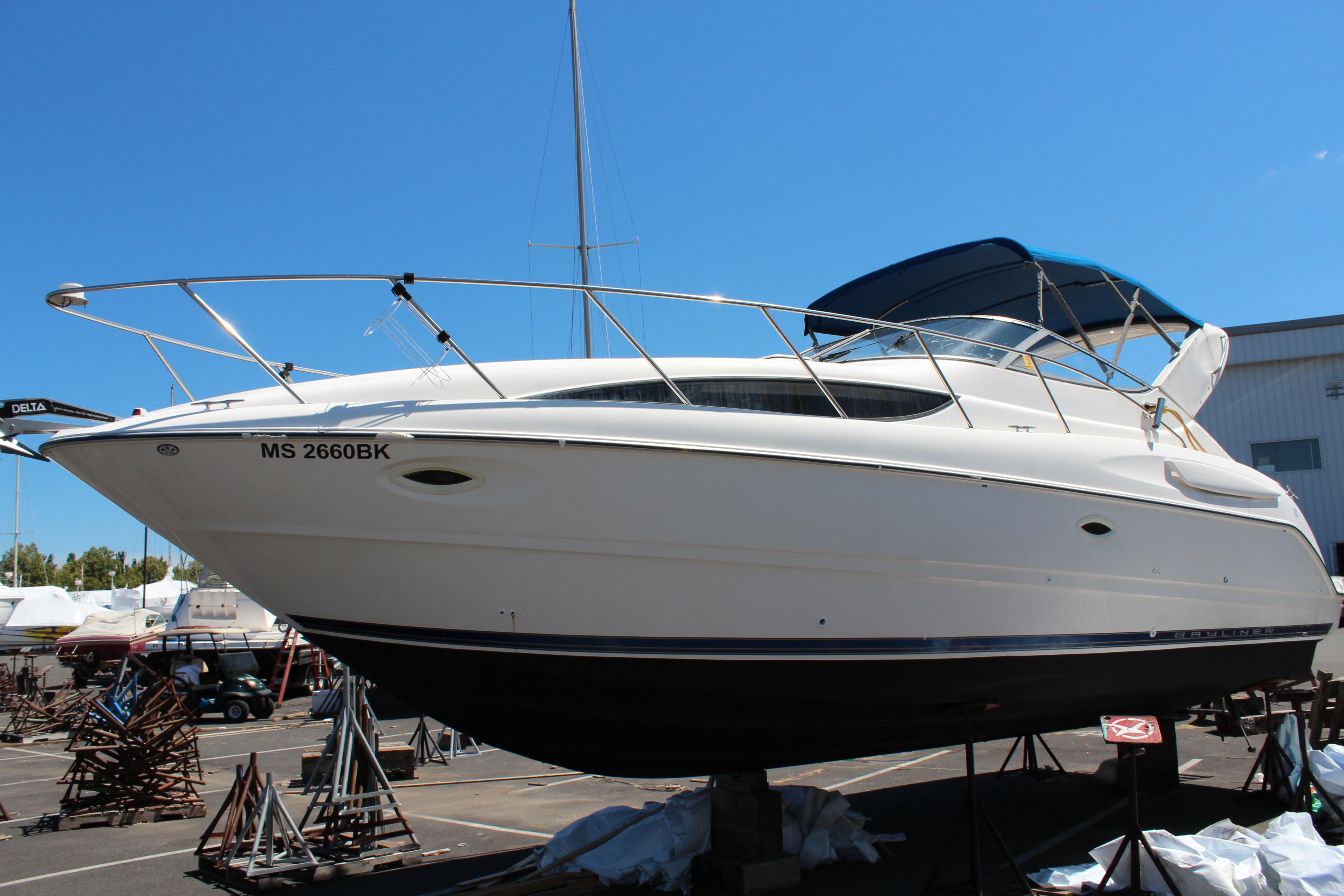 2003 Bayliner 3055 Ciera, Quincy Massachusetts