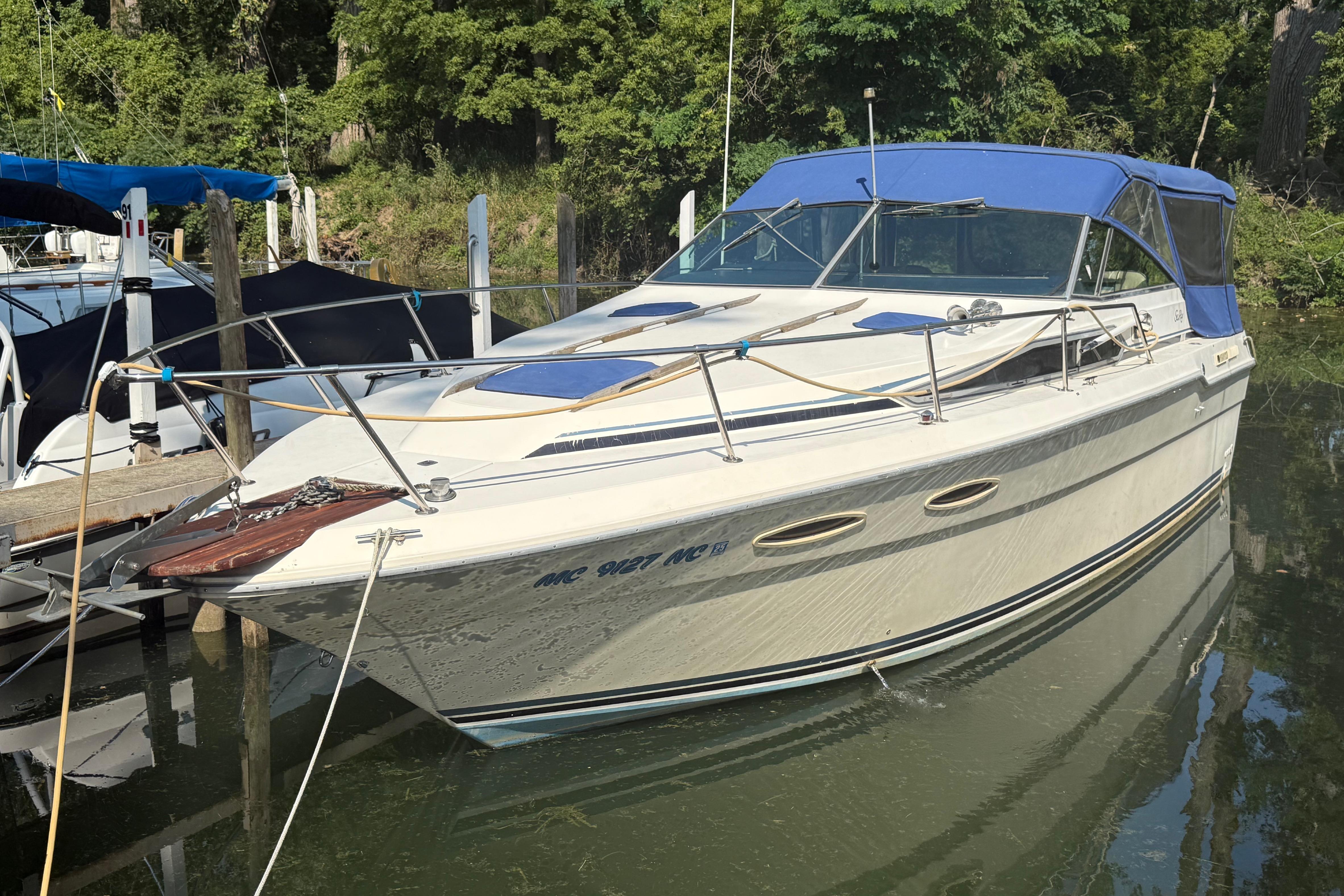 1986 Sea Ray 300 Weekender
